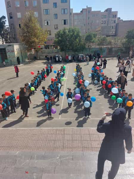 عکس دبستان شهید بهشتی در شهر قدس