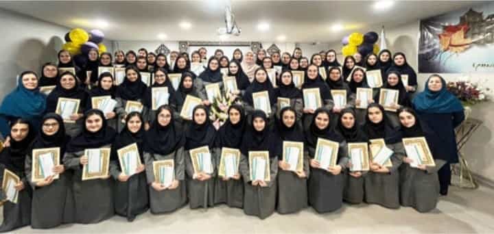 عکس مجتمع آموزشی روشنگران منطقه 3