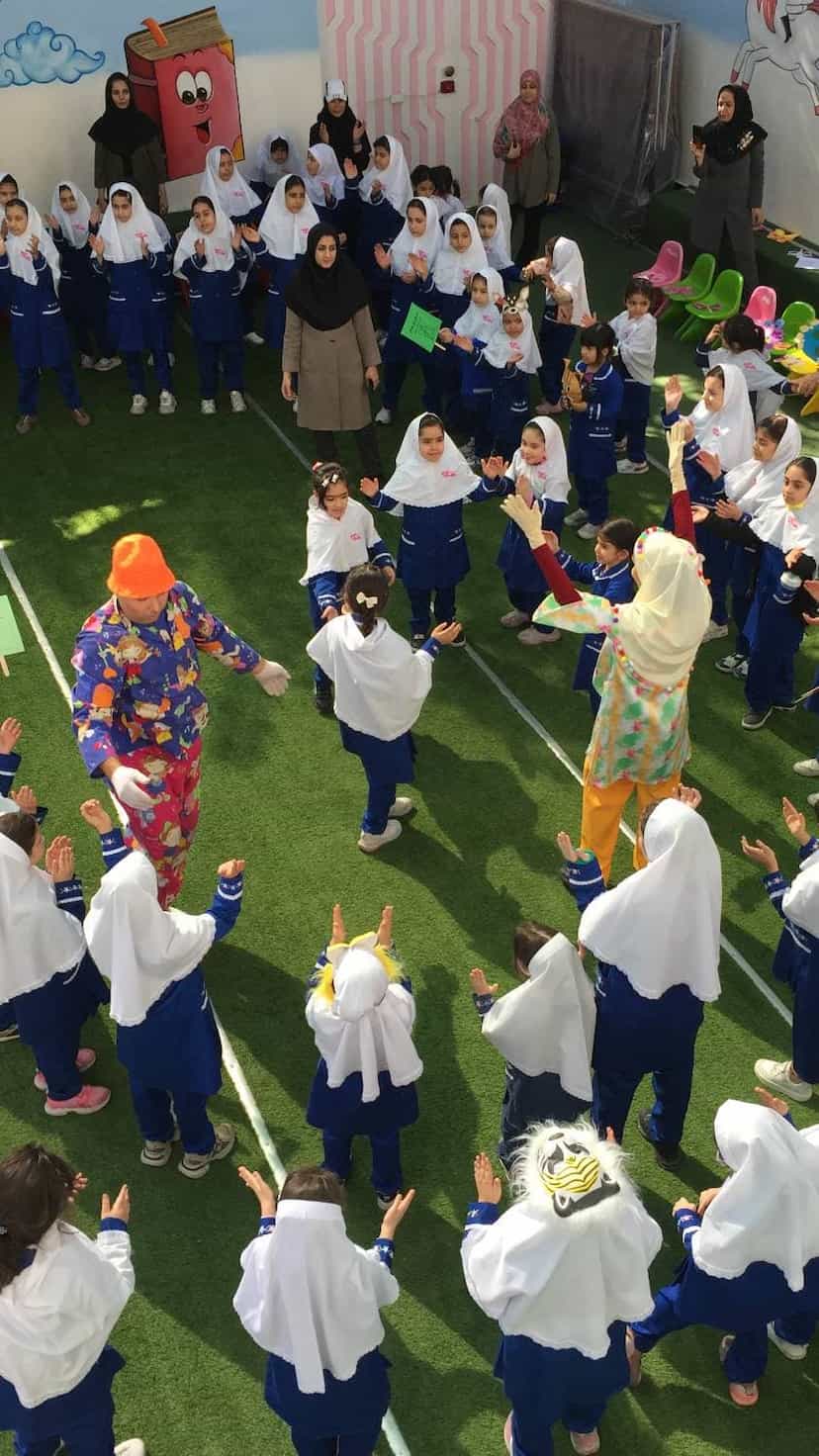عکس دبستان و پیش دبستانی دخترانه دنیای حنانه