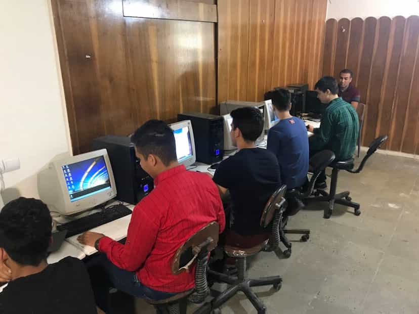 عکس هنرستان پسرانه تکنیک