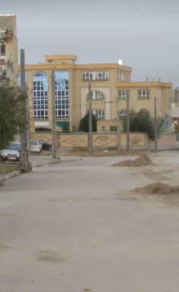 عکس مدرسه نمونه دولتی الزهرا در آیت الله کاشانی اردبیل