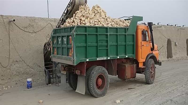 عکس حمل و نقل مصالح ساختمانی