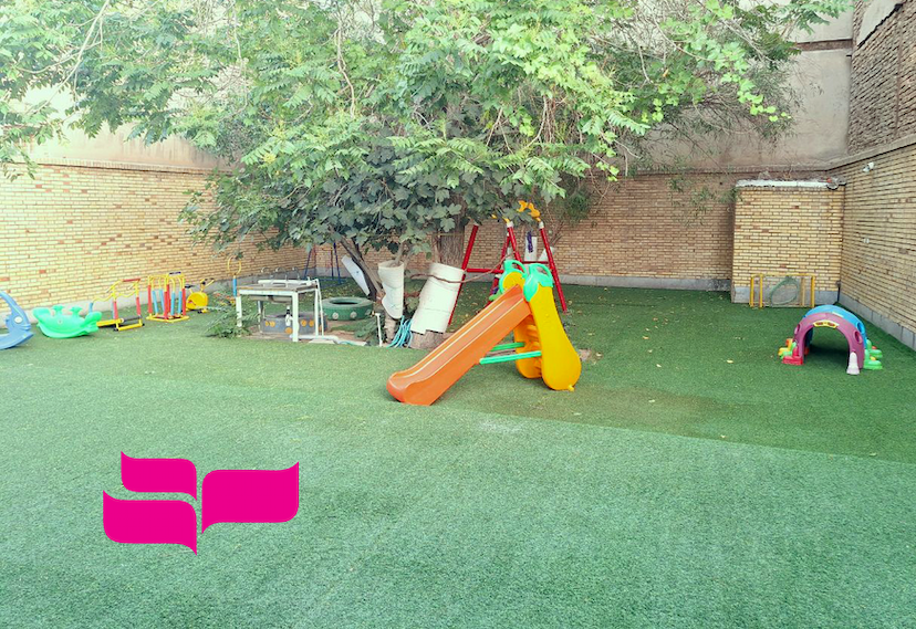 عکس پیش دبستانی آلاء در فردوسی کرمان