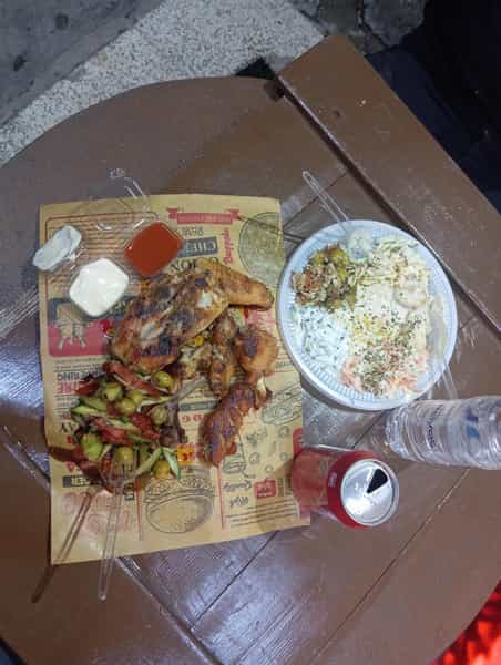 عکس آژا فوود در سعدی سنندج