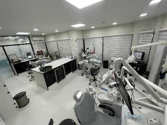 عکس کلینیک دندانپزشکی کارمادنت Karmadent Dental Clinic در چمران کرمان