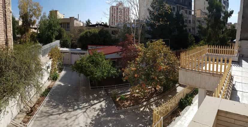 عکس پیش‌دبستانی رُخساره در آبنوس کرمان