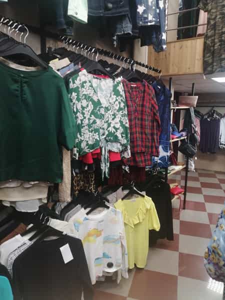 عکس پوشاک استوک fendi در جور آباد سنندج