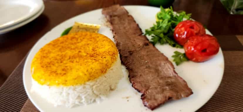 عکس رستوران نمونه شعبه 2 در گلها قزوین