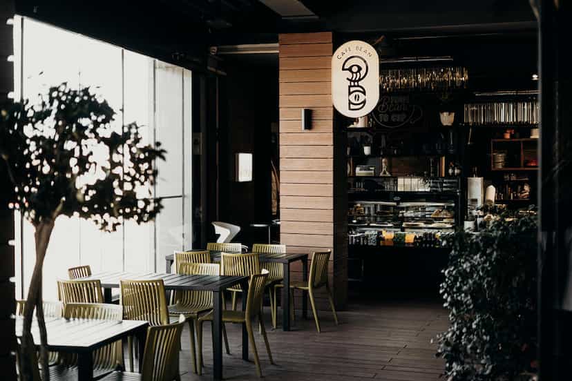 عکس مرکز خرید نارون در گلها قزوین