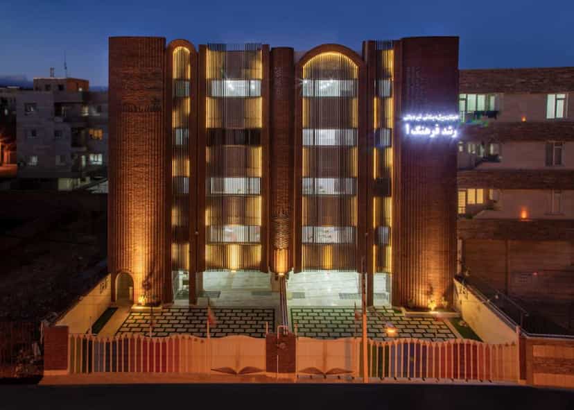 عکس دبستان و پیش دبستانی غیر دولتی رشد فرهنگ در نوروزیان قزوین