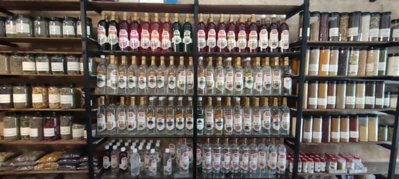 عکس عطاری گلبن بابل