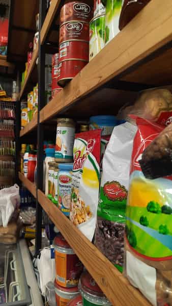 عکس چوبین مارکت در بعثت همدان