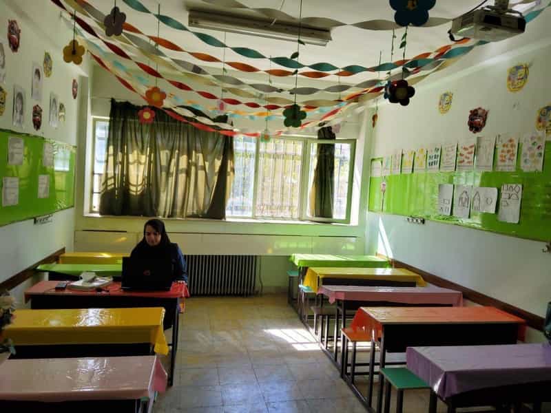 عکس دبستان و پیش‌دبستانی غیردولتی پسرانه ستارگان در بهاران ۱.۱۹ سنندج