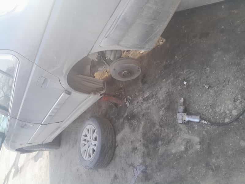عکس لنت کوبی و مکانیکی عمو رجب در دکتر مفتح همدان