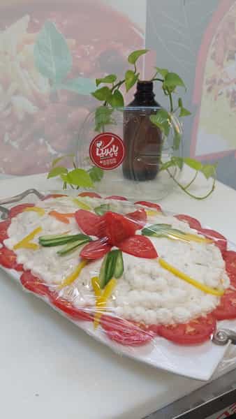 عکس تهیه غذا پاپریکا در پاسداران همدان