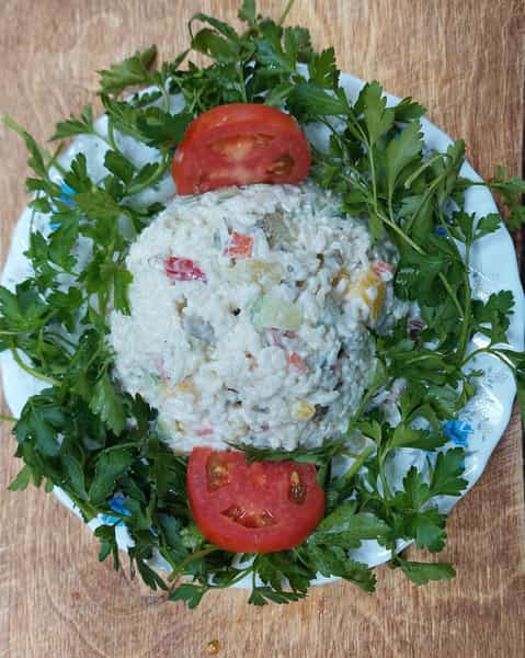 عکس تهیه غذا پاپریکا در پاسداران همدان