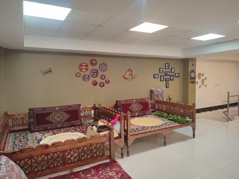 عکس عمارتِ کباب در امام خمینی گرگان