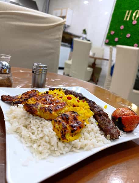 عکس غذای خانگی هنر در فاز۱ انتظامی خرم‌آباد