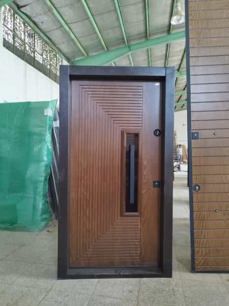 عکس پارسین سازه درب و پنجره دوجداره ضد سرقت در خیر آباد خرم‌آباد