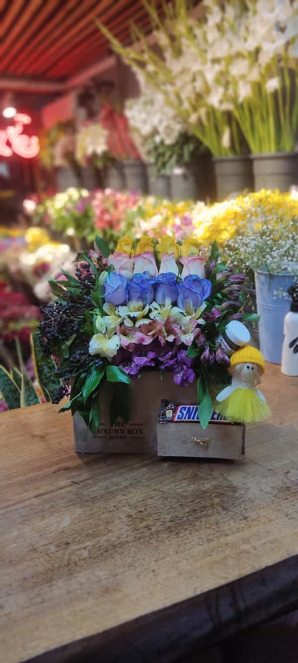 عکس گل اروس در امام رضا ارومیه