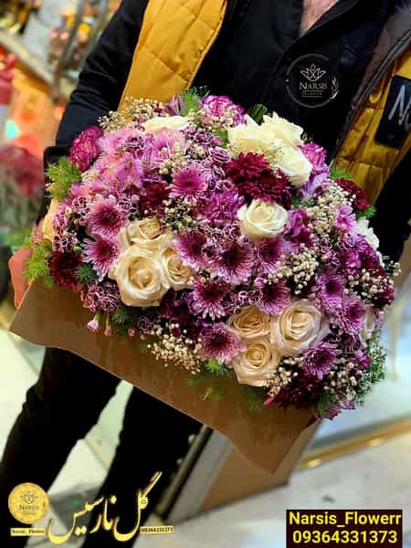 عکس گلفروشی نارسیس در حصار داغ باغی ارومیه