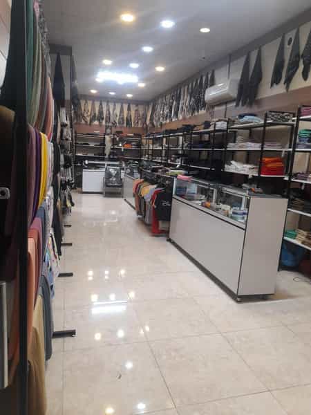 عکس فروشگاه شال صورتی در شهر قم