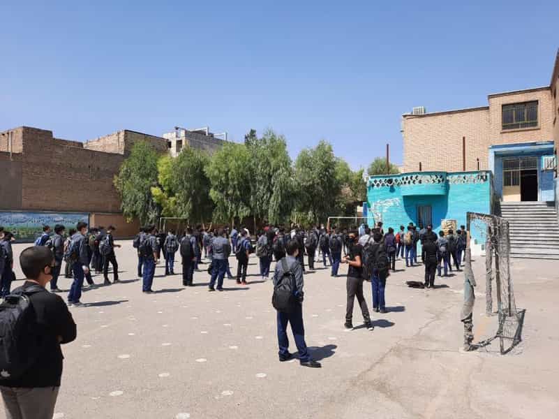 عکس دبستان (دوره اول و دوم) و دبیرستان (دوره اول) پسرانه سید الشهدا شهرک شهدا قم