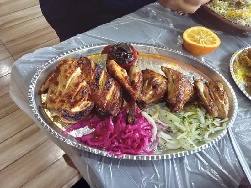 عکس رستوران نمونه جوجه محلی در شهر فومن