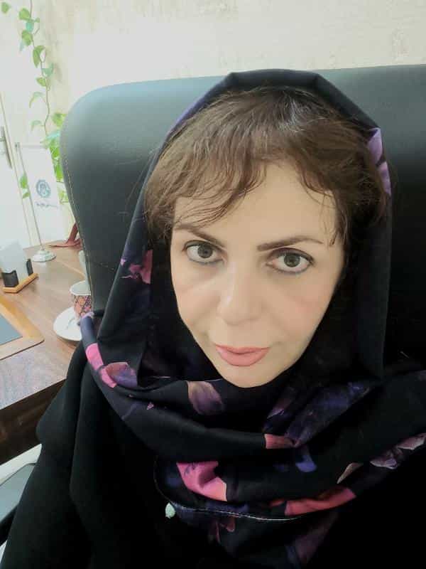 عکس دفتر وکالت سحر ایرانپور  وکیل ملکی ، کیفری و حقوقی در مهرشهر کرج 