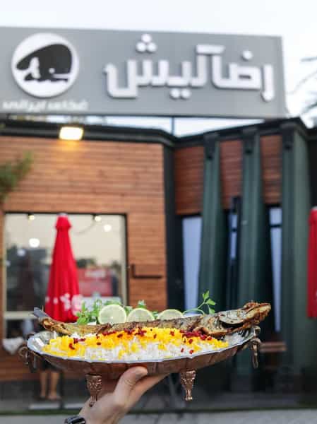 عکس کترینگ رضا کیش شهرک پردیس جزیره کیش