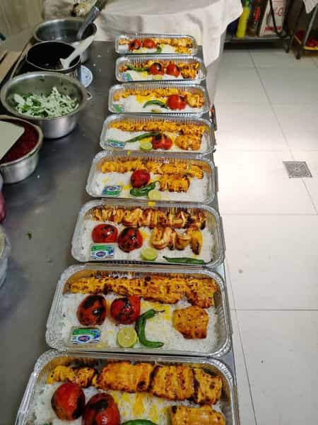 عکس رستوران ابوذری در انقلاب زنجان