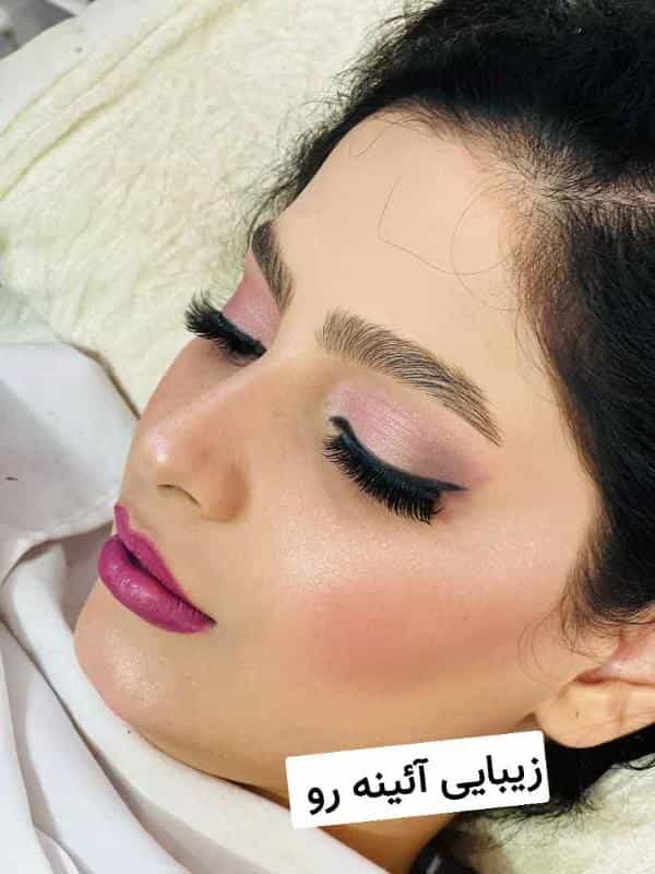 عکس زیبایی آئینه رو