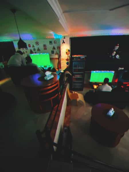 عکس گیم نت سینا در پایین ملیک ساری