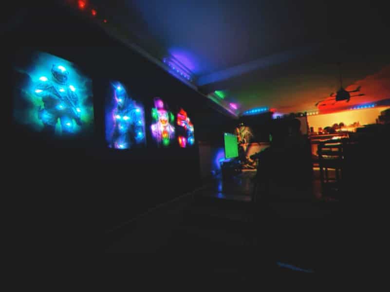 عکس گیم نت سینا در پایین ملیک ساری