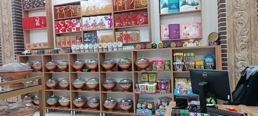 عکس قنادی وانیلی در زنبیل آباد قم