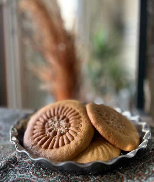 عکس نان کسمه سنتی دایی عباس شهرک قدس قم