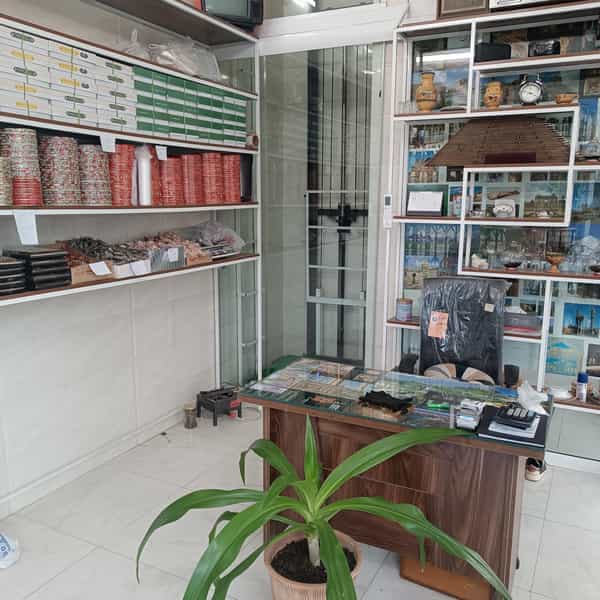 عکس سوهان برخورداری در شهر قم