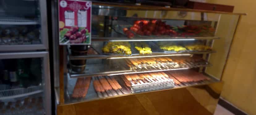 عکس کباب سرای کرمانشاه در گذرنامه کرمانشاه