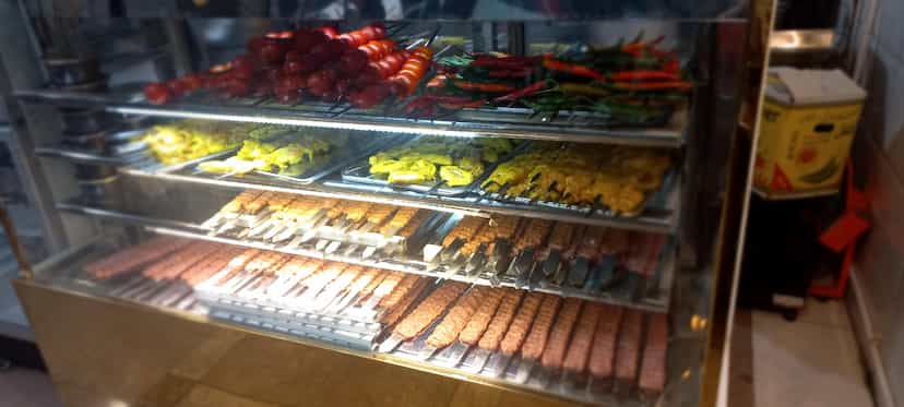 عکس کباب سرای کرمانشاه در گذرنامه کرمانشاه