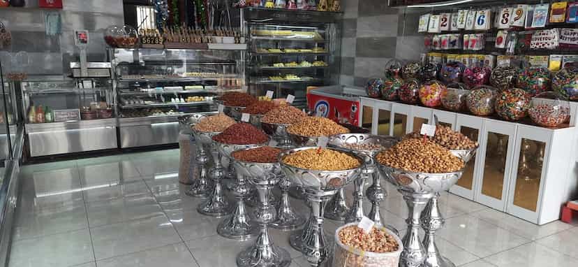 عکس شیرینی فروشی کارامل در امیرکبیر کرمانشاه