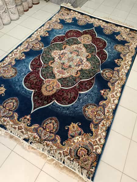 عکس فرش فروشی اسفندیار یاوری در شاطر آباد کرمانشاه