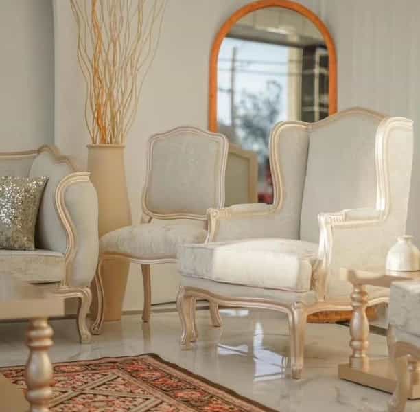 عکس مبلمان برازنده در شهرقائم قم