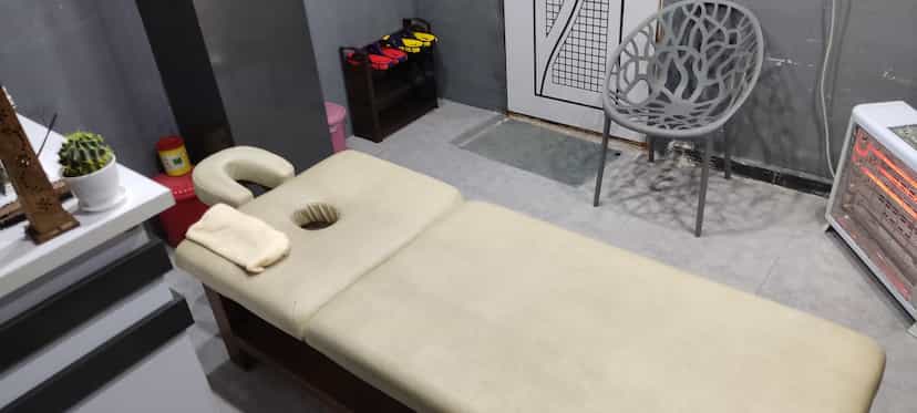 عکس سالن ماساژمیرطب در شهر قم