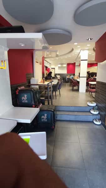 عکس فست فود لتکا در خیابان تبریز