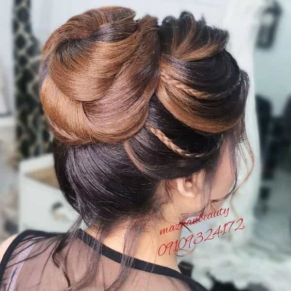 عکس عروس سرای ماژان در نیروگاه قم