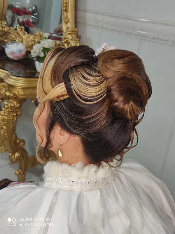 عکس عروس سرای ماژان در نیروگاه قم