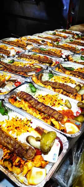 عکس تهیه غذای 5040 در پردیسان قم