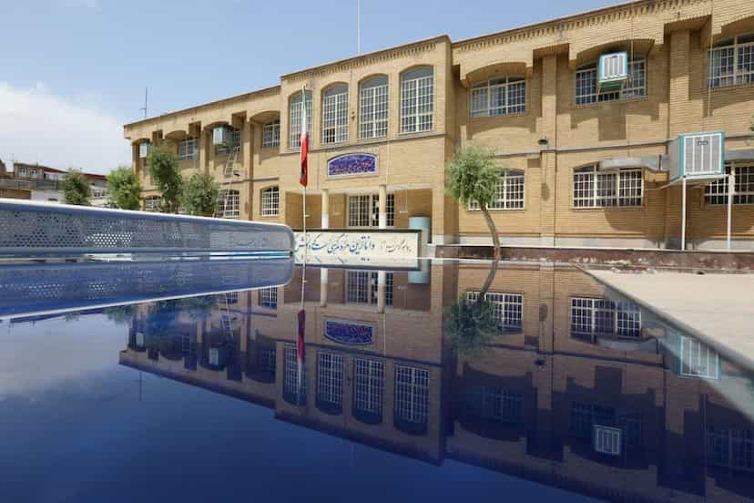 عکس هنرستان امام علی بن ابیطالب علیه السلام در شهر قم