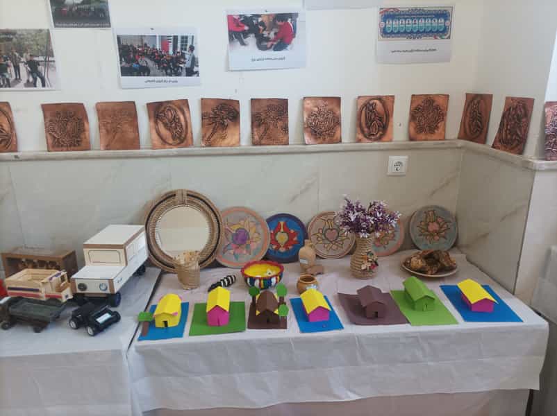 عکس دبیرستان غیردولتی پسرانه مشاهیر شهرک باغمیشه تبریز