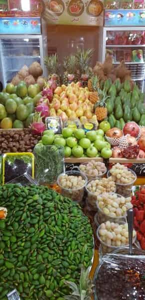 عکس میوه فروشی نوبرانه در صفاییه قم